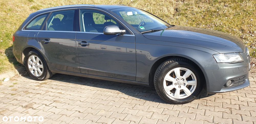 Audi A4 Avant 2.0 TDI DPF Ambition - 4