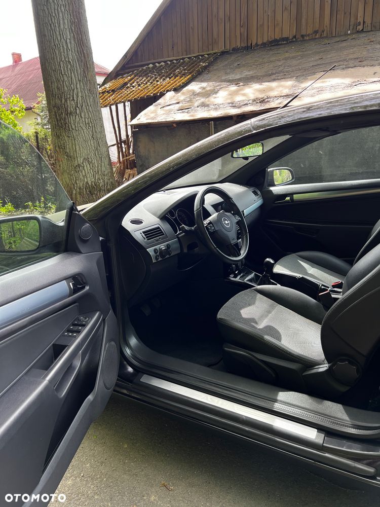Opel Astra 1.6 Enjoy - 11