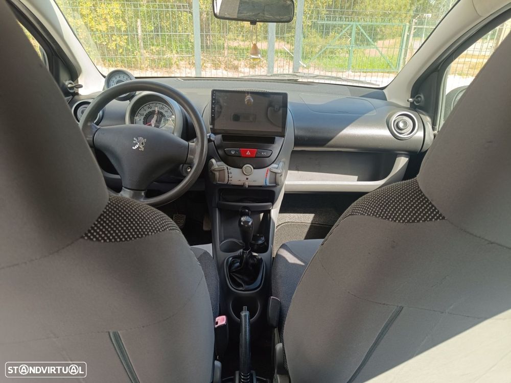 Peugeot 107 1.0 Urban - 13