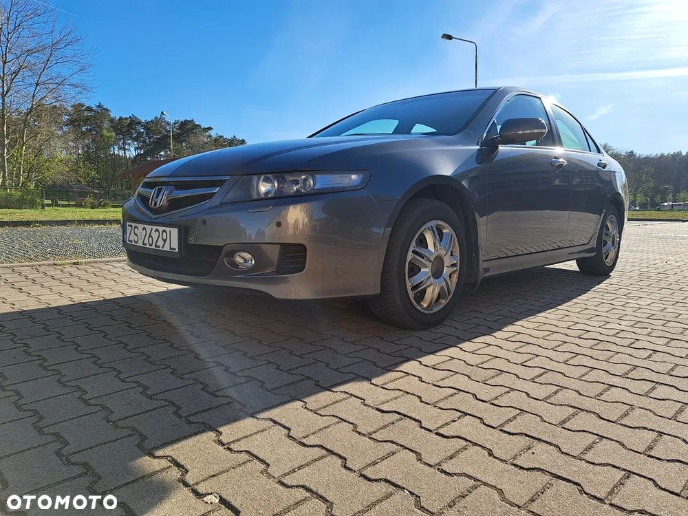 Honda Accord 2.0 Sport - 4
