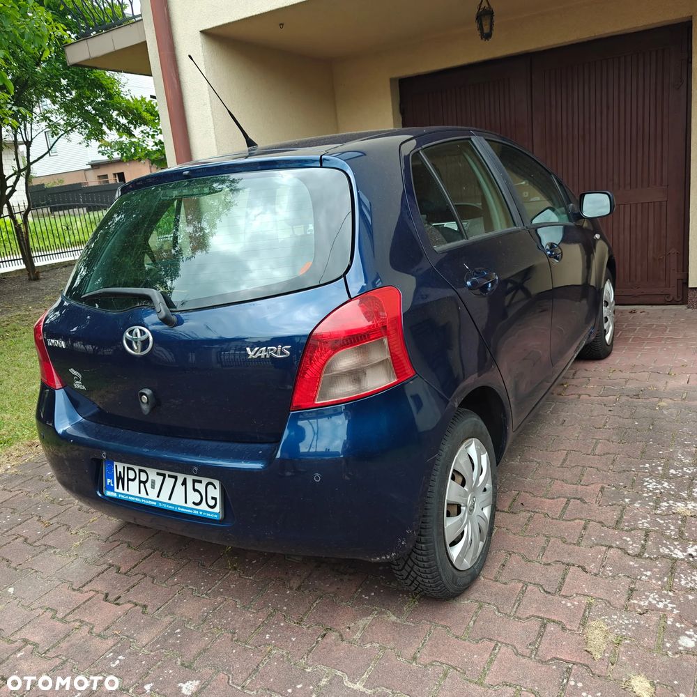 Toyota Yaris 1.3 Sol MM - 7