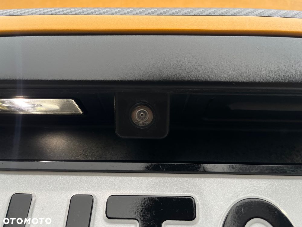 DS Automobiles DS 3 Crossback 1.2 PureTech Performance Line + - 30