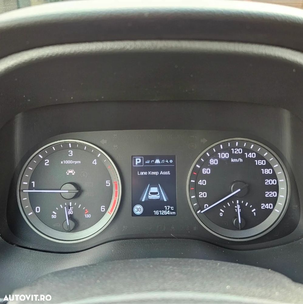 Hyundai Tucson blue 1.6 CRDi 2WD DCT Premium - 12