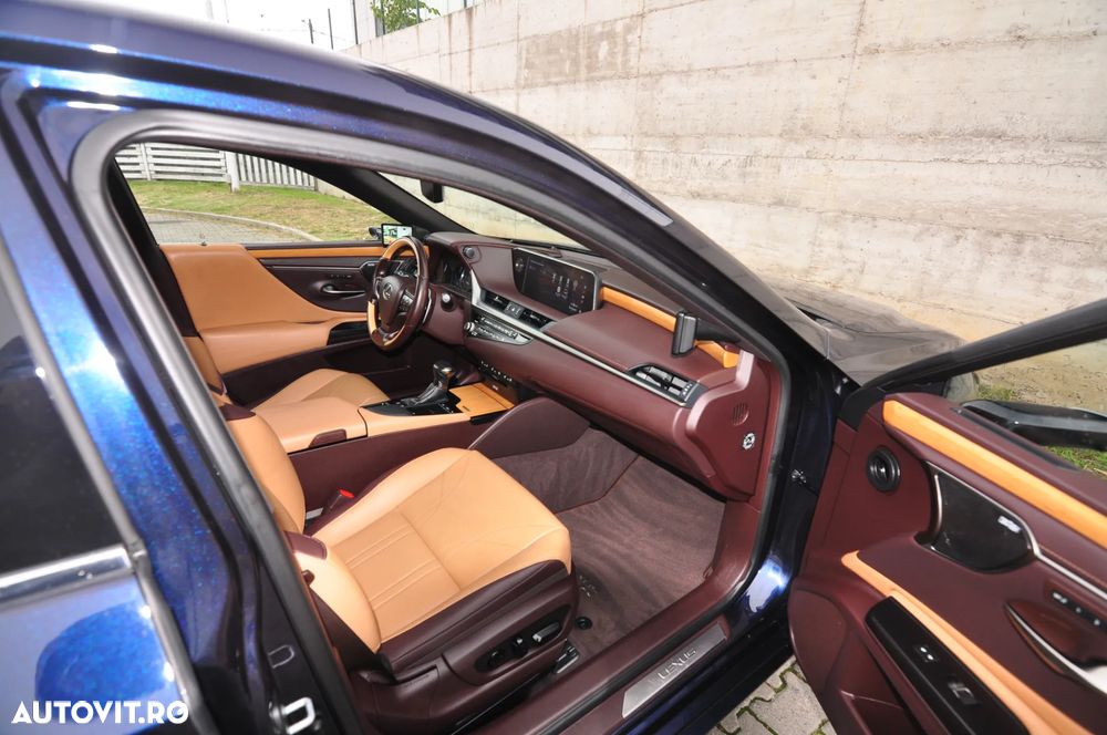 Lexus Seria ES 300h Luxury Line - 20