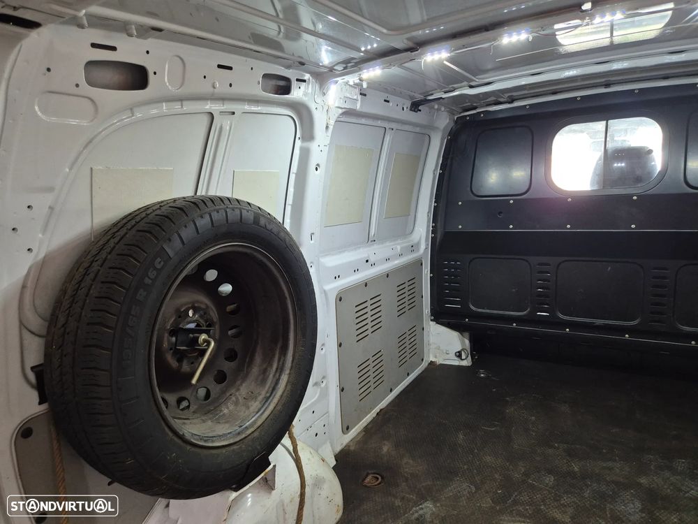 Mercedes-Benz Vito - 13