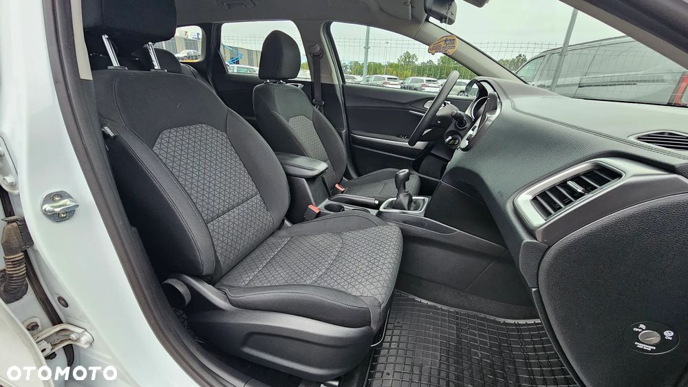 Kia Ceed 1.5 T-GDI S - 13