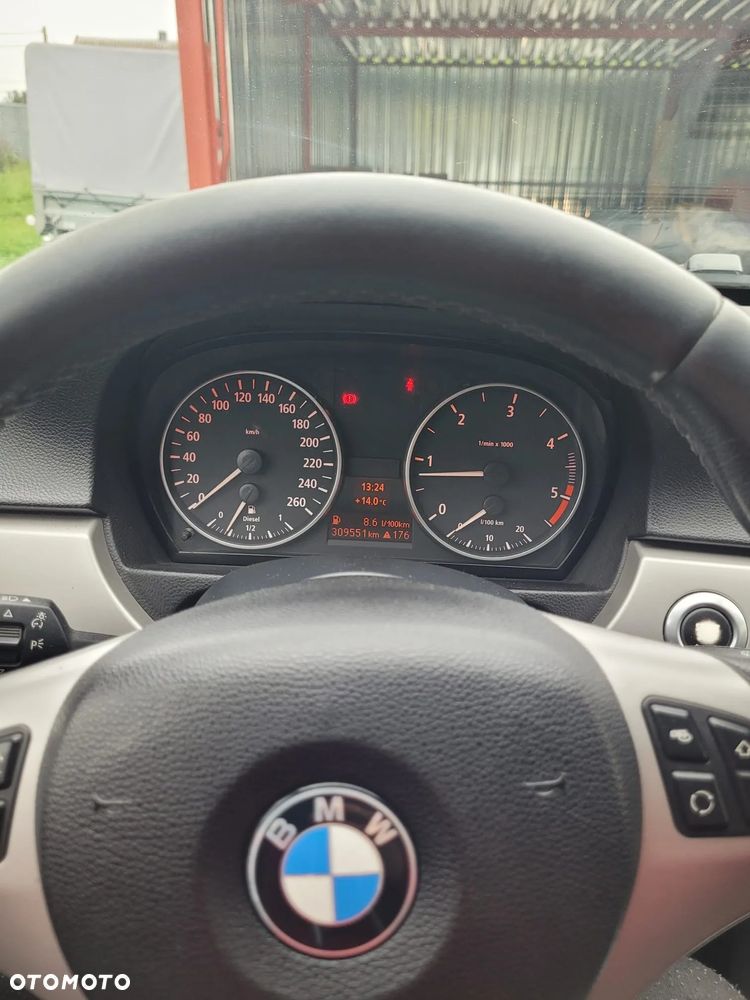 BMW Seria 3 318d - 10