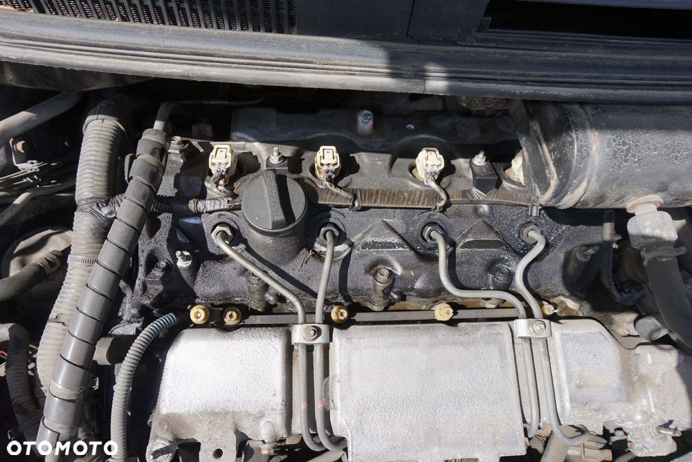 WTRYSKIWACZE WTRYSKI COROLLA VERSO I E12 2.0 D4D 23670-29025 TOYOTA 2001-2004 - 1