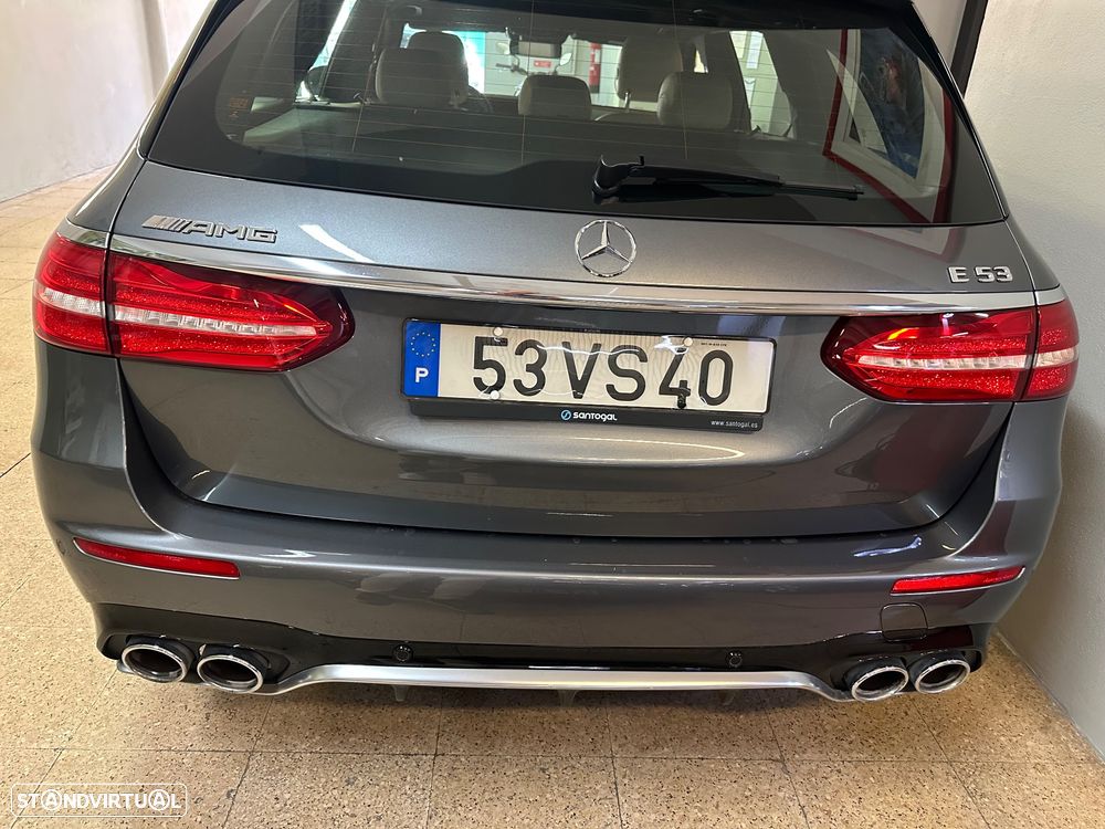 Mercedes-Benz E 53 AMG 4-Matic+ - 11