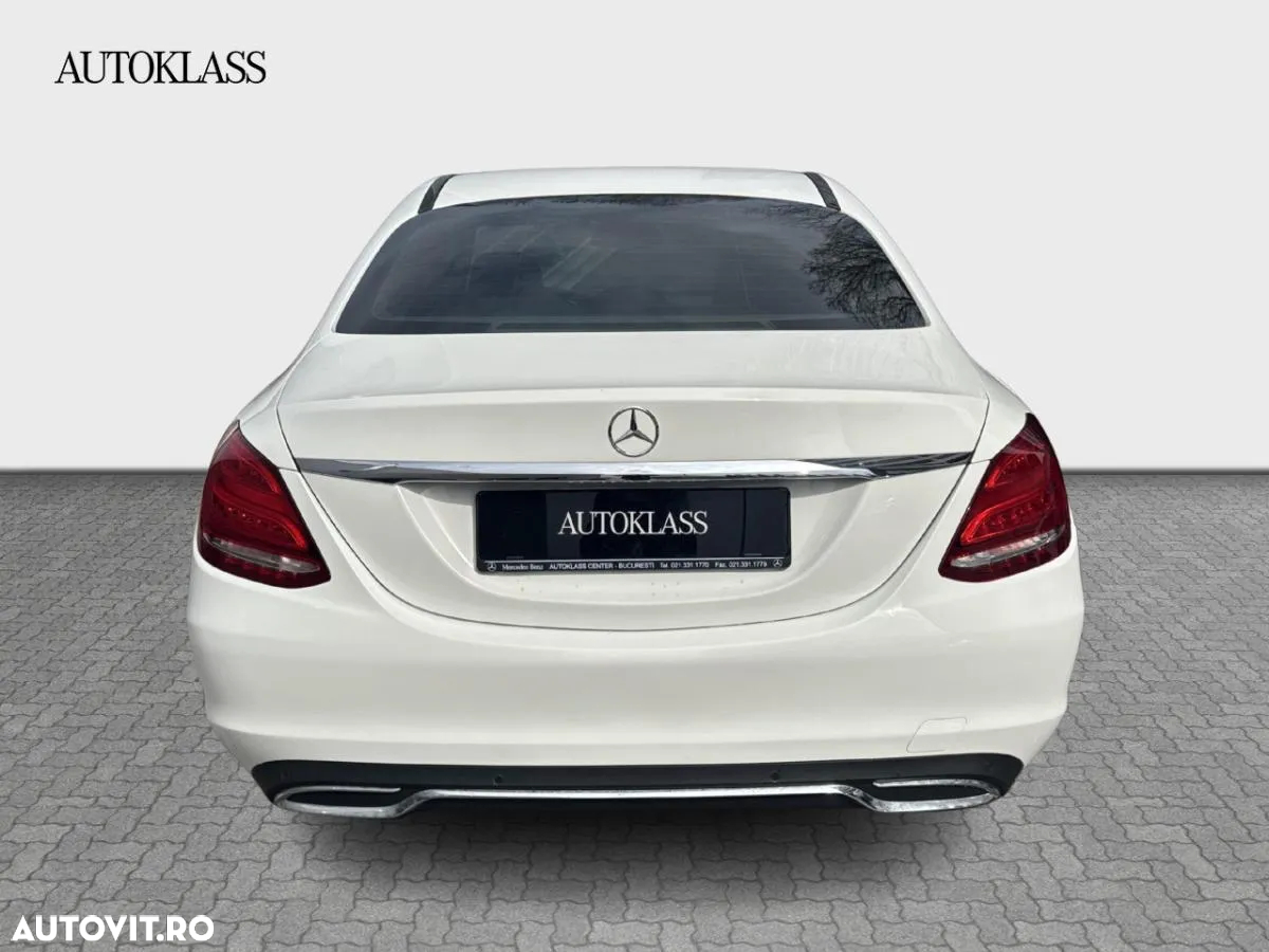 Mercedes-Benz C - 6