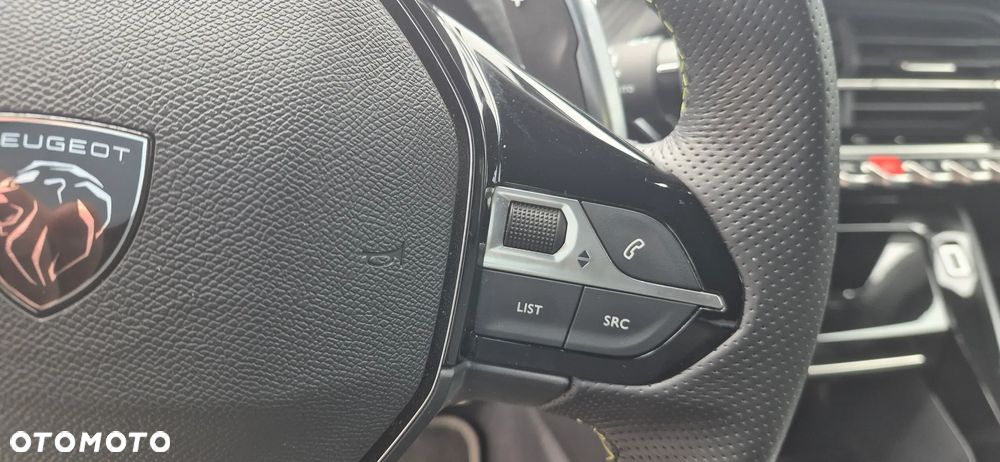 Peugeot 2008 PureTech 130 GT S&S EAT8 - 14