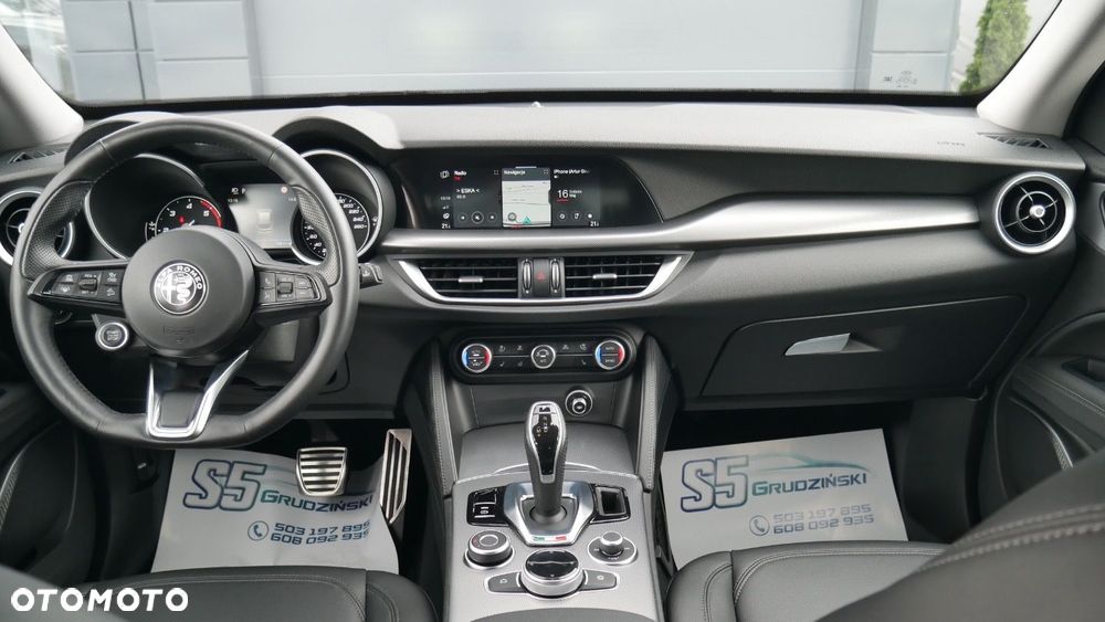 Alfa Romeo Stelvio - 9