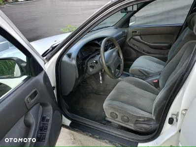 Toyota Camry - 5