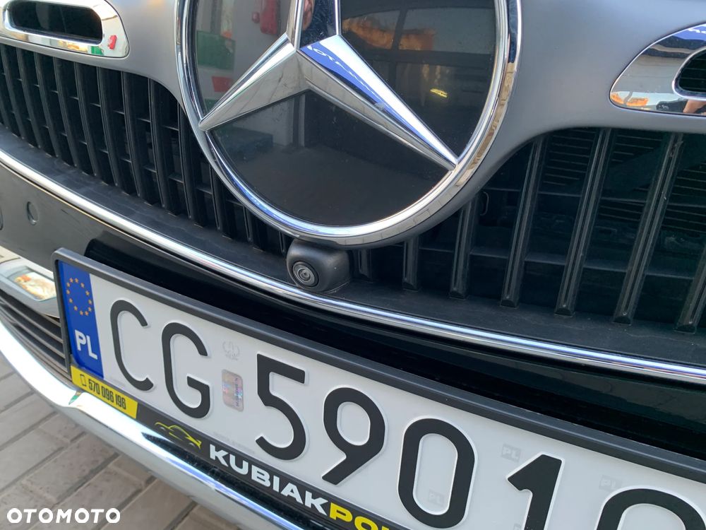 Mercedes-Benz GLC 300 4Matic 9G-TRONIC Edition Avantgarde - 31