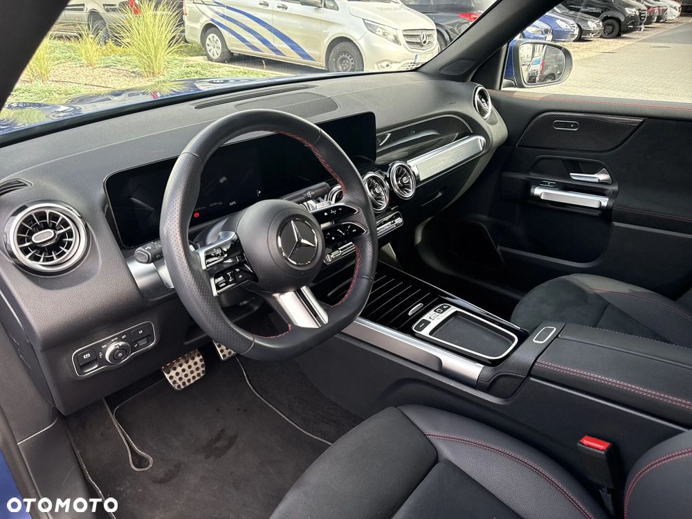 Mercedes-Benz GLB 200 d AMG Line 8G-DCT - 10