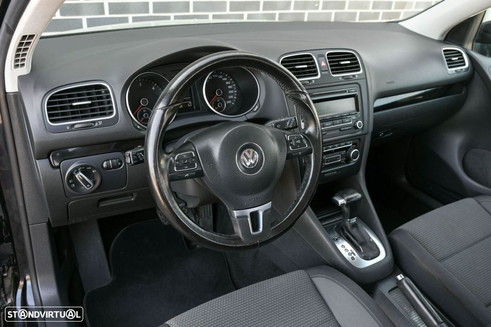 VW Golf 1.6 TDi Confortline DSG - 18