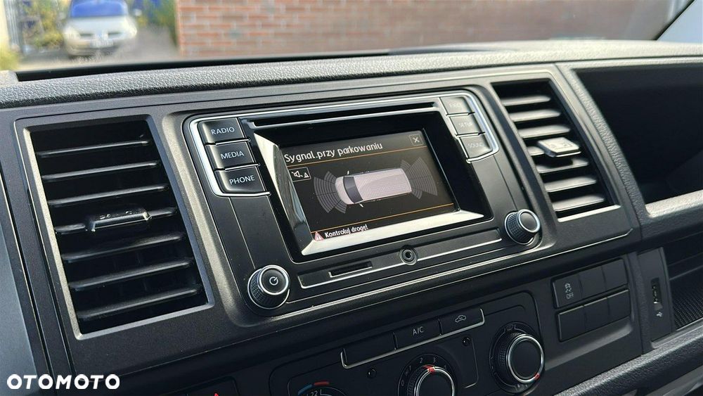 Volkswagen Transporter - 18