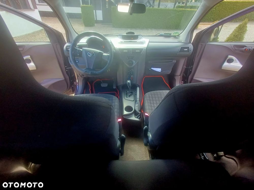 Toyota iQ 1.0 Luna CVT - 14