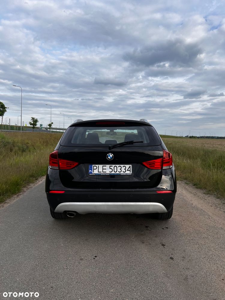 BMW X1 xDrive18d - 11