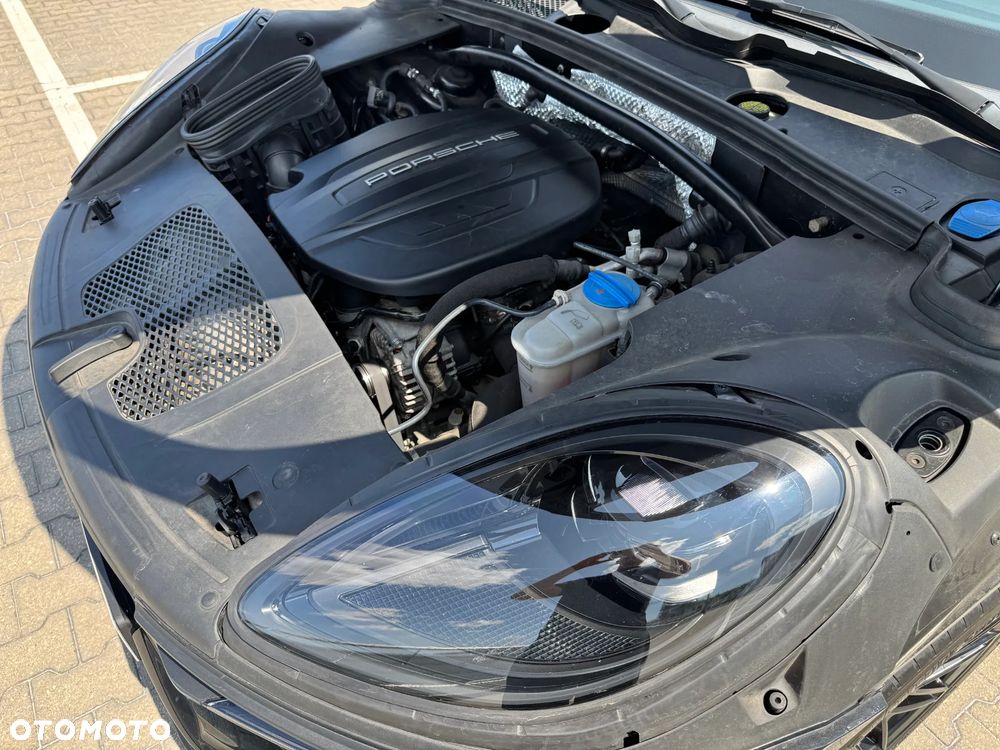 Porsche Macan - 22