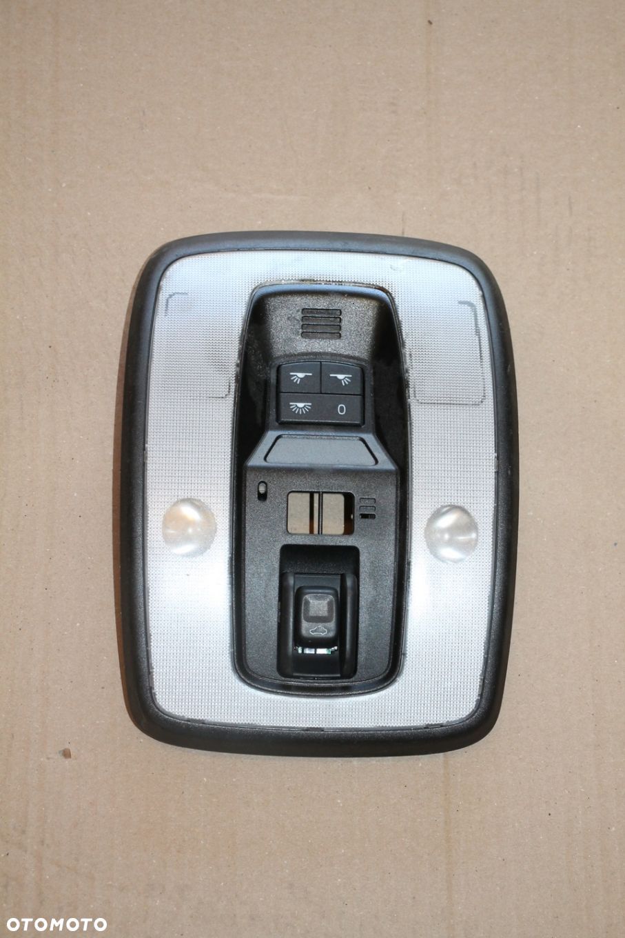 VOLVO V60 S60 XC60 LAMPKA OŚWIETLENIE 39826641 - 1