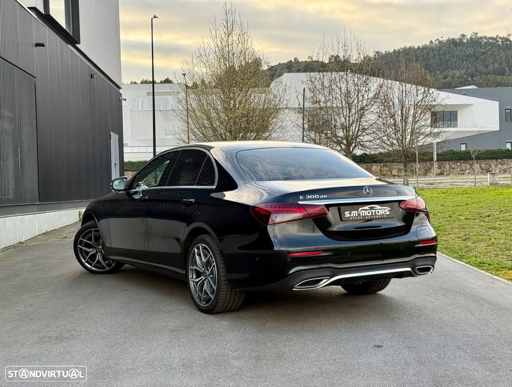 Mercedes-Benz E 300 de 9G-TRONIC AMG Line - 2