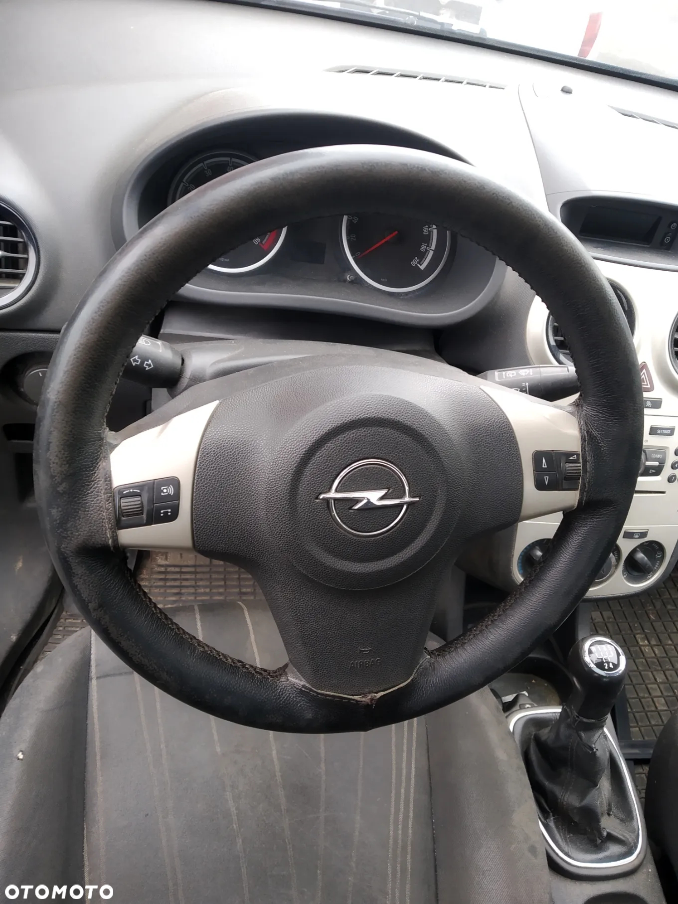 OPEL CORSA D 06 - 11 1.2 Z12XEP LAMPA PRZÓD LEWA PRAWA - 22