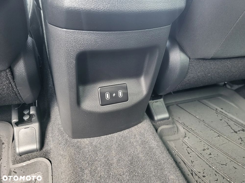 Kia Sportage - 14