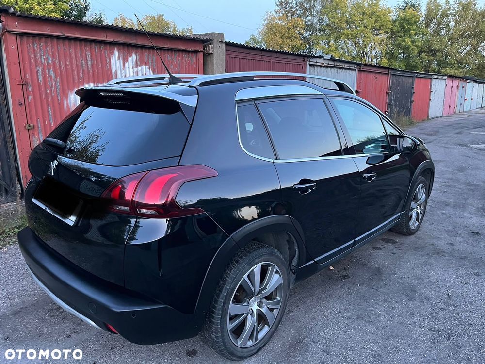 Peugeot 2008 1.2 Pure Tech Active S&S - 8