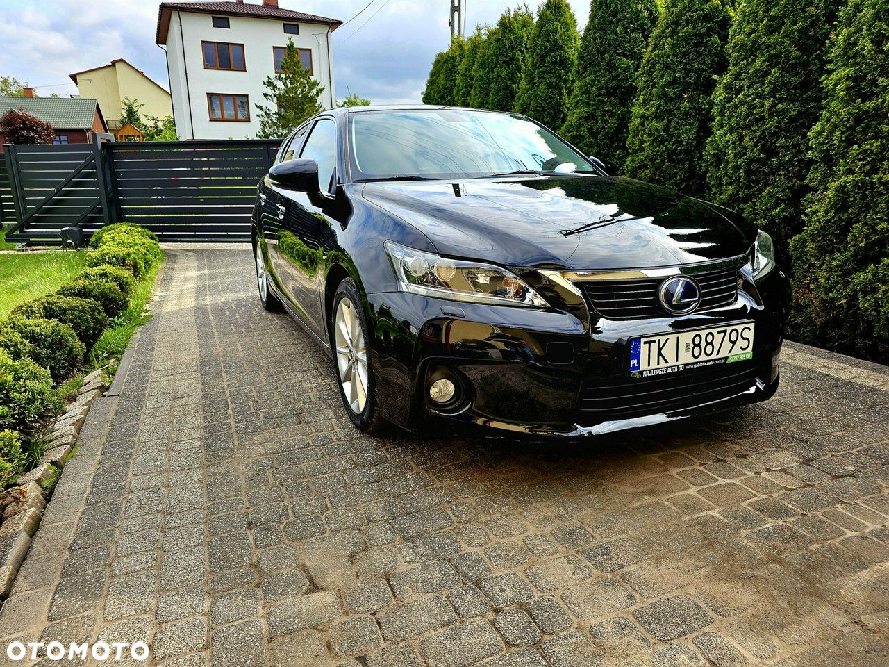 Lexus CT - 3