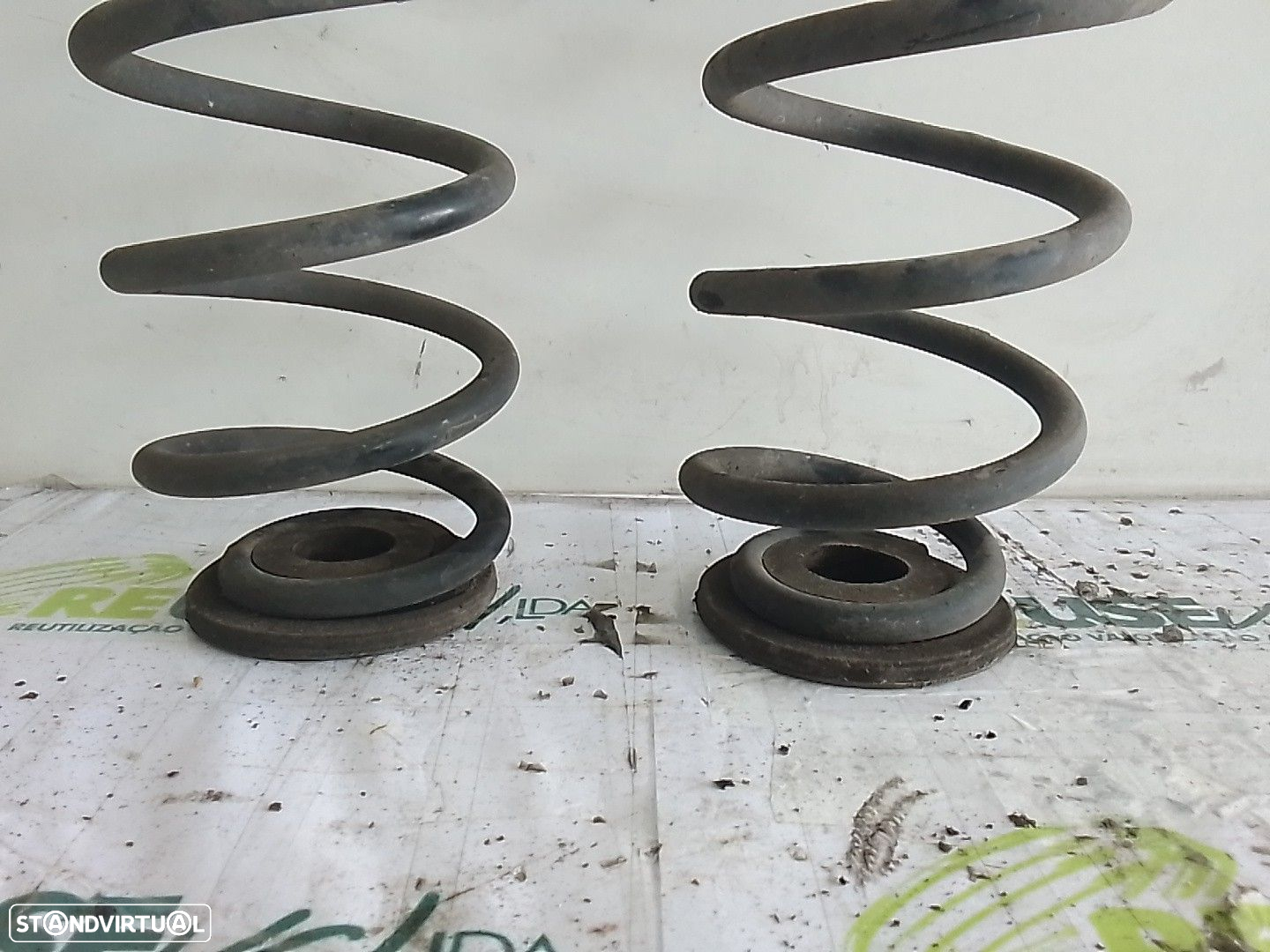 Mola Suspenção Tr Dta Volkswagen Golf V (1K1) - 4