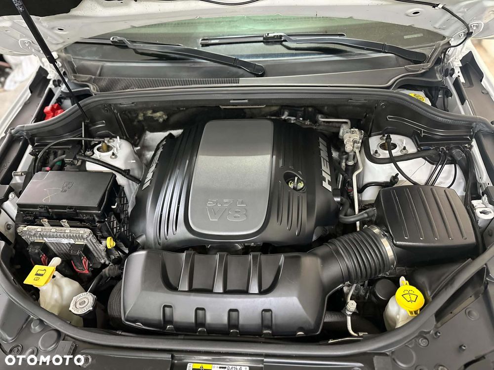 Jeep Grand Cherokee 5.7 V8 HEMI Overland Summit - 21