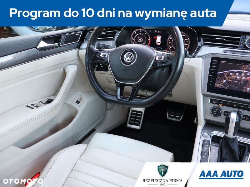 Volkswagen Passat Variant - 8