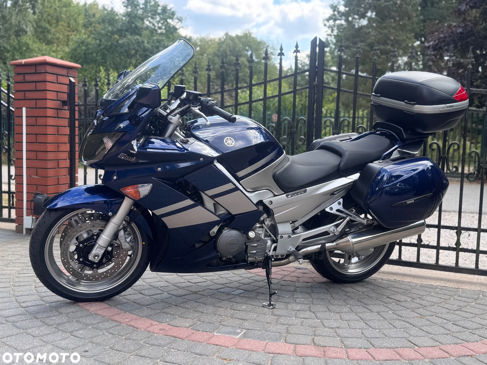 Yamaha FJR - 6