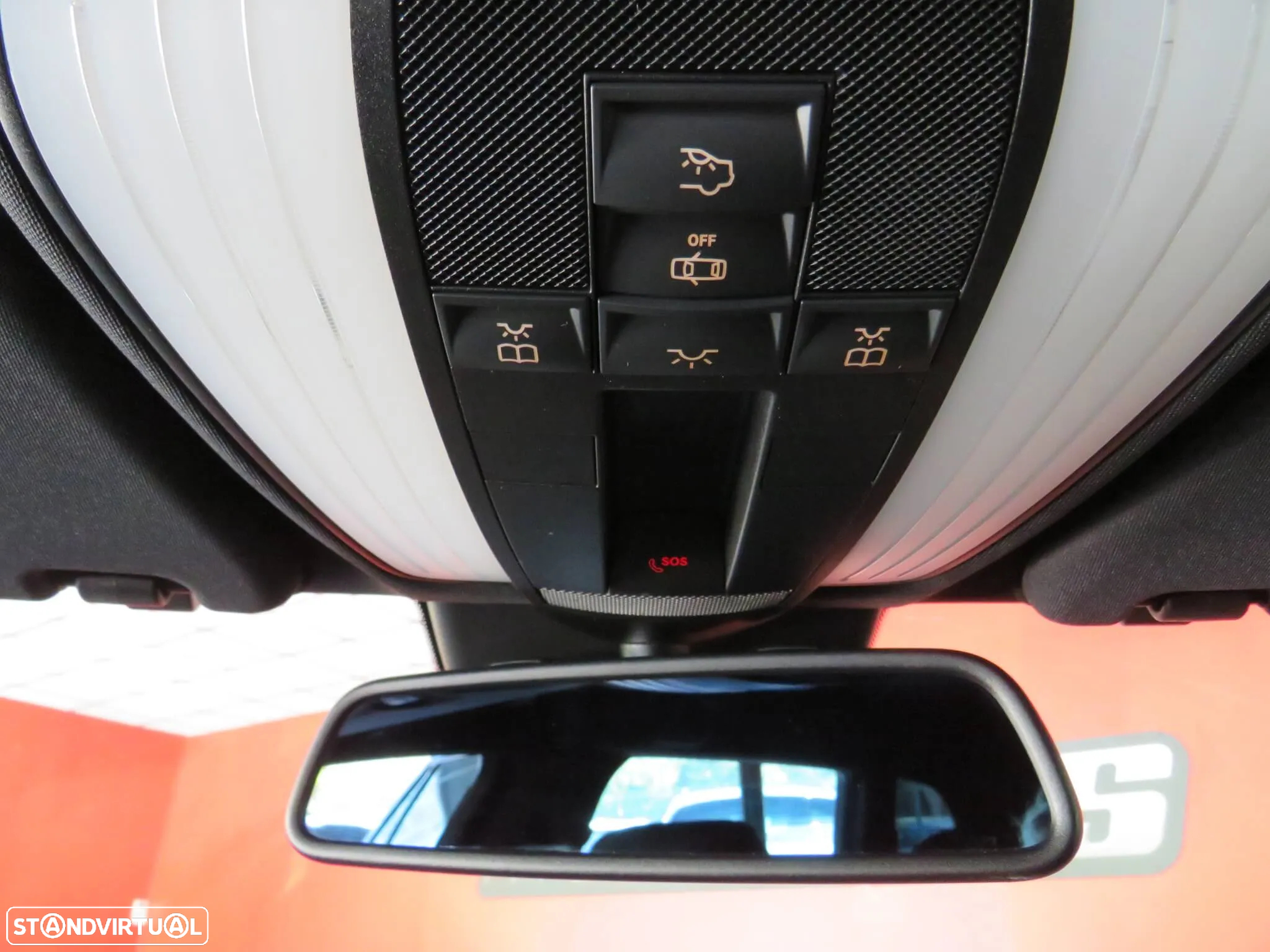 Mercedes-Benz E 250 BlueTEC Avantgarde Auto. - 49