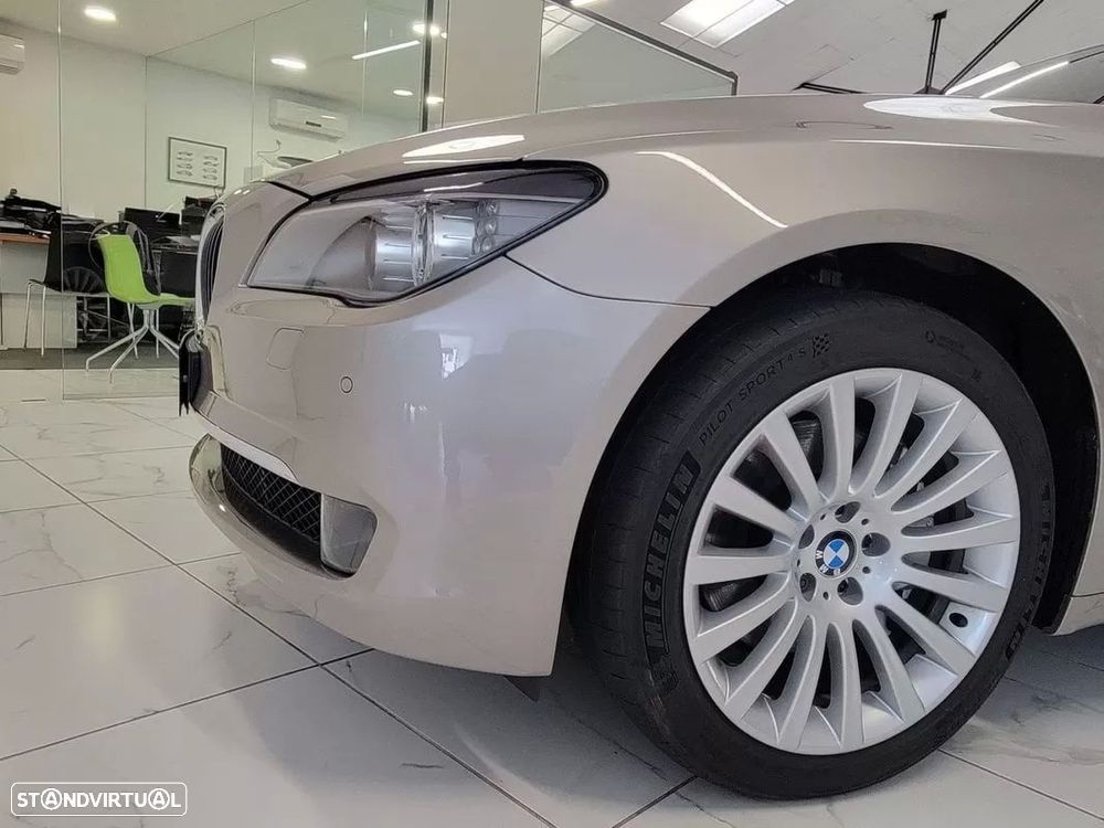 BMW 730 d - 16