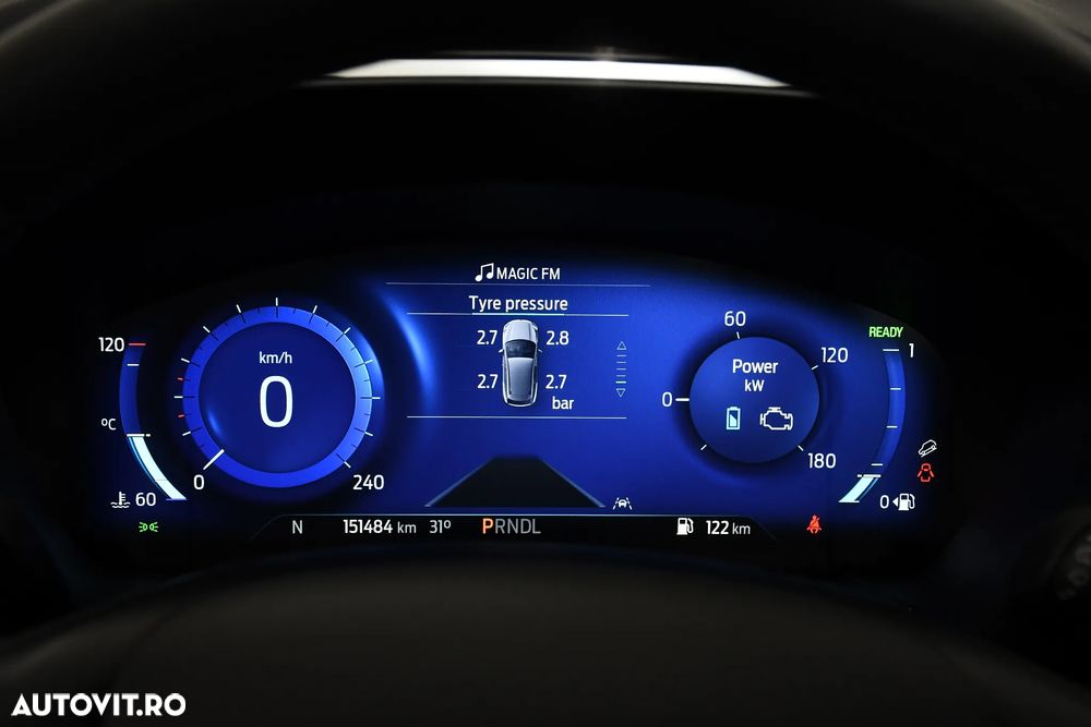 Ford Kuga 2.5 Duratec FHEV TITANIUM - 39