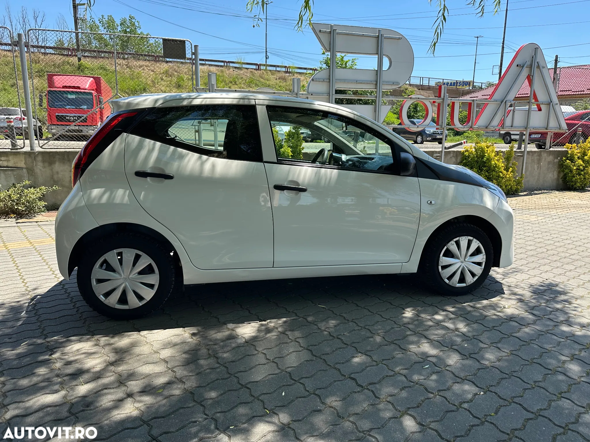 Toyota Aygo 1.0 VVY-I 5 usi X - 15
