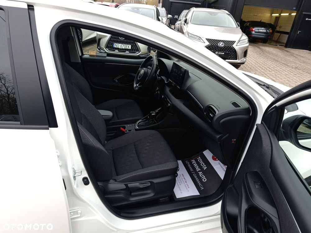 Toyota Yaris Hybrid 1.5 Style - 18