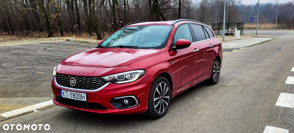 Fiat Tipo 1.4 T-Jet 16v Lounge EU6d - 1