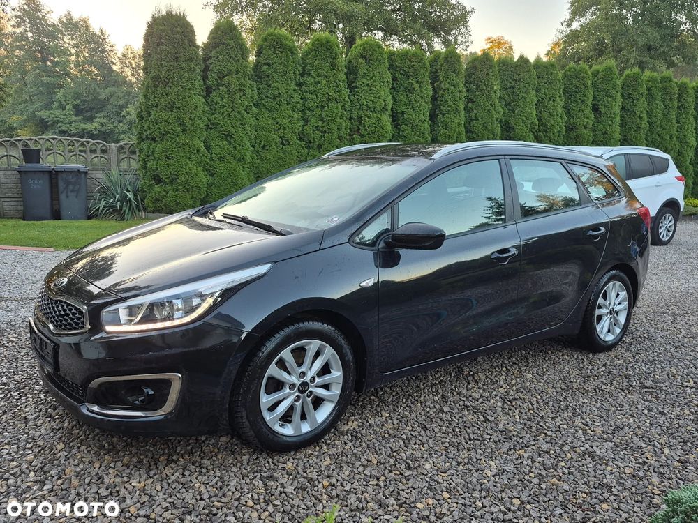 Kia Ceed - 4