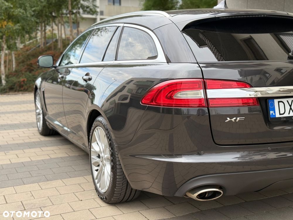 Jaguar XF - 26