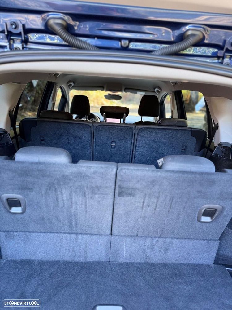 BMW 216 Gran Tourer d - 16