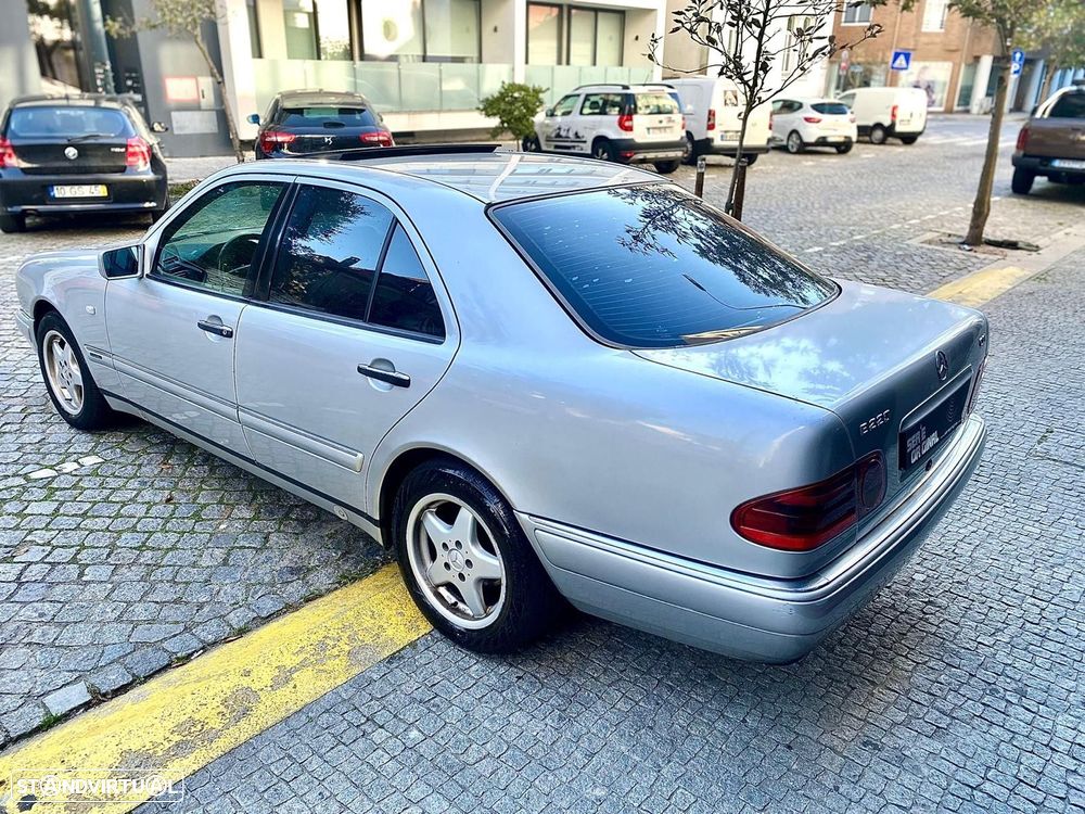 Mercedes-Benz E 220 CDI Elegance - 9