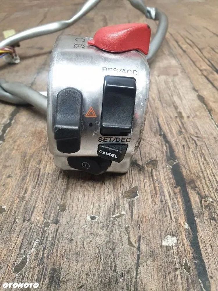 Przełącznik prawy Yamaha XVZ1300 Venture - 2