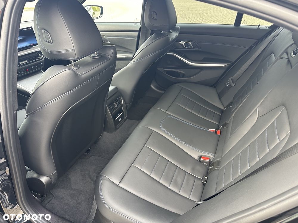 BMW Seria 3 - 14