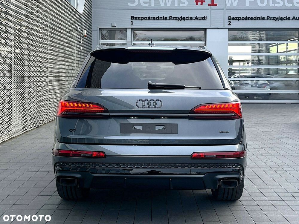 Audi Q7 - 9