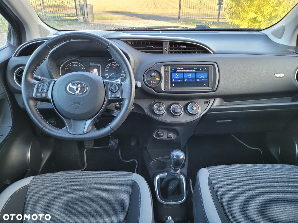Toyota Yaris 1.5 20th Anniversary - 4
