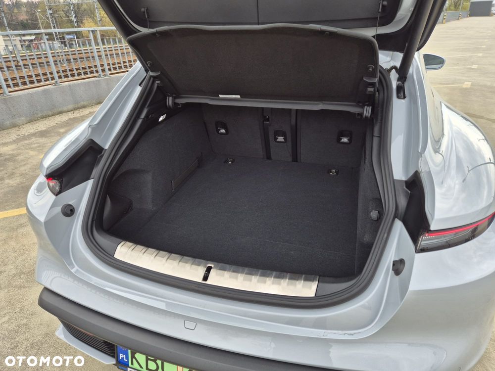 Porsche Taycan Sport Performancebatterie Plus - 28