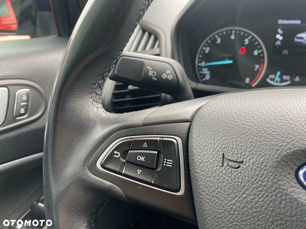 Ford EcoSport - 18